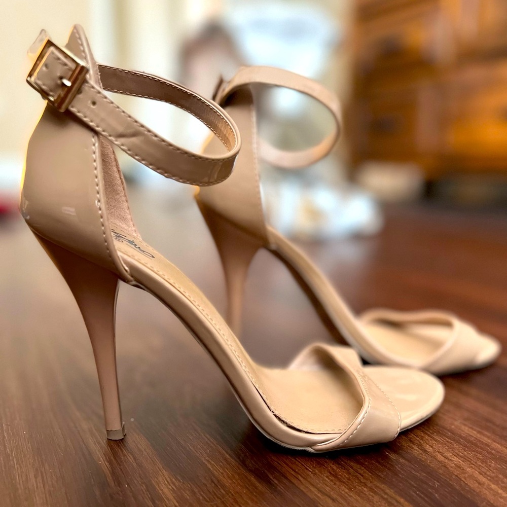 Nude heels